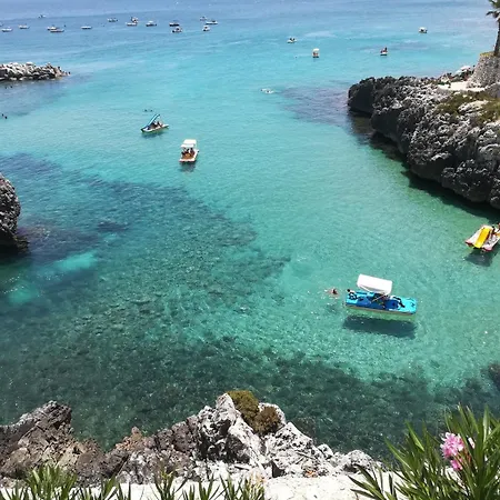 Le Strazzigne Bed & Breakfast Marittima