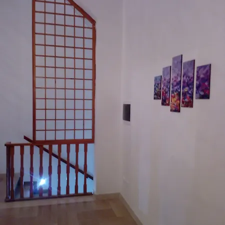 ベッド・アンド・ブレックファスト Le Strazzigne