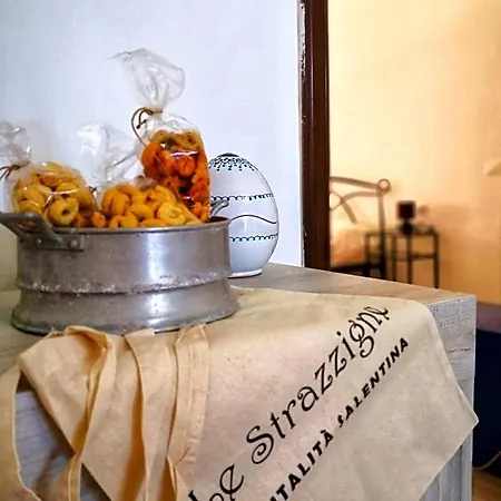 Le Strazzigne Bed & Breakfast 3*